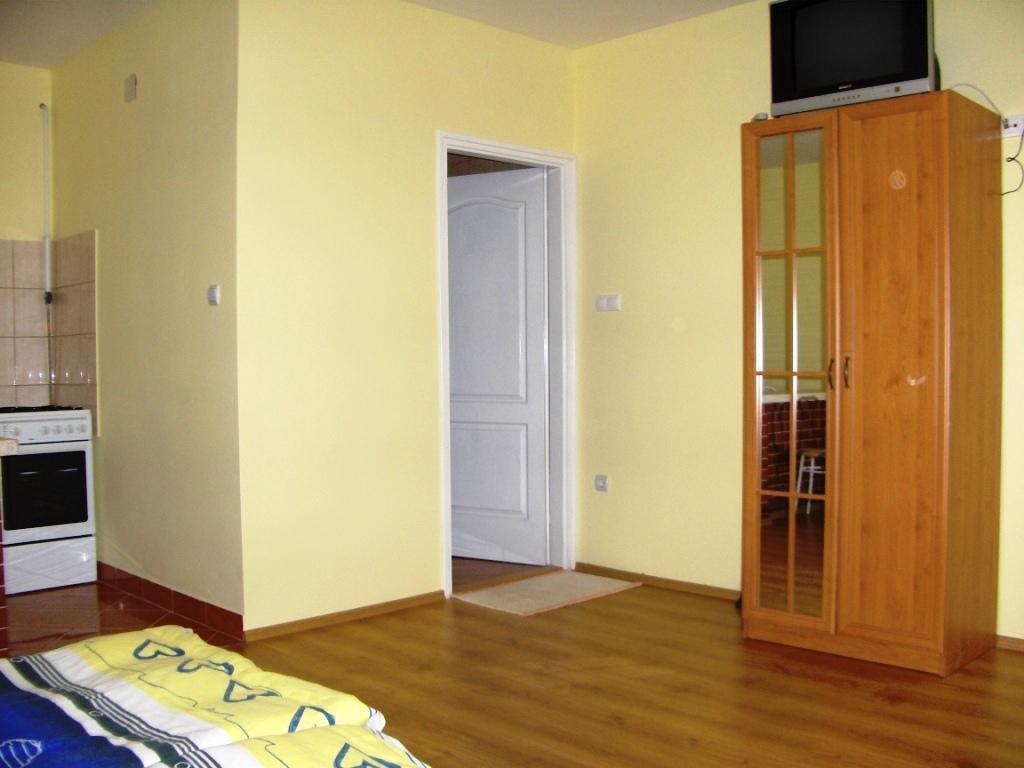 מלון Hajdúszoboszló Ferenczi Apartament חדר תמונה