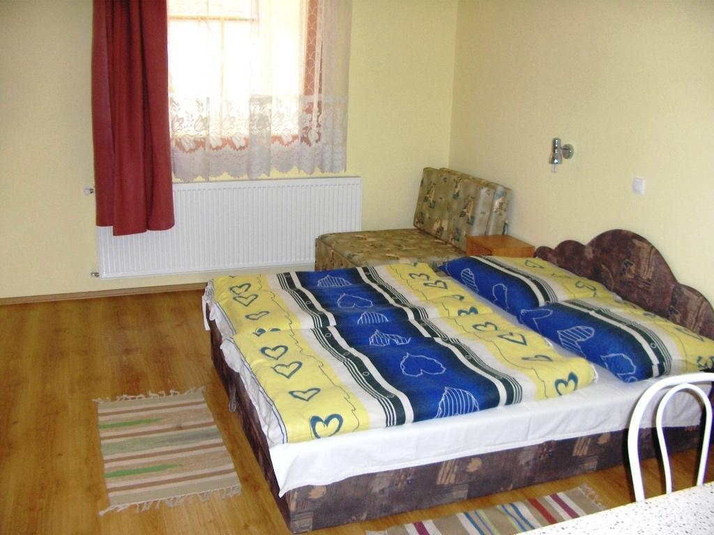 מלון Hajdúszoboszló Ferenczi Apartament חדר תמונה